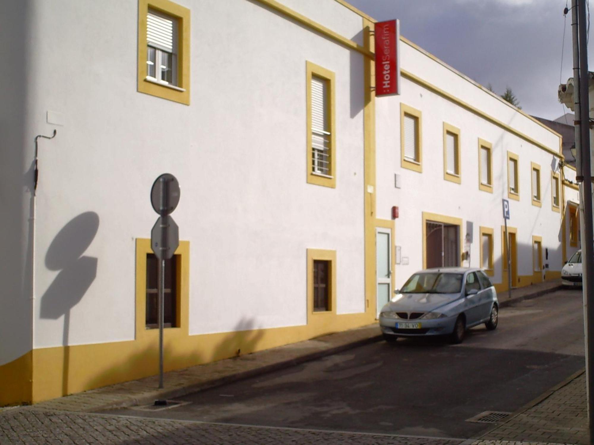 Almodôvar Hotel Serafim מראה חיצוני תמונה